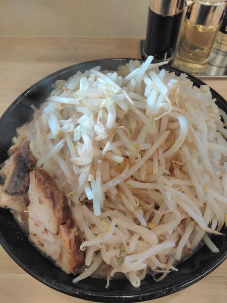 「二郎インスパイア　破ぐん郎　野菜マシ」@らーめん  破ぐん星の写真