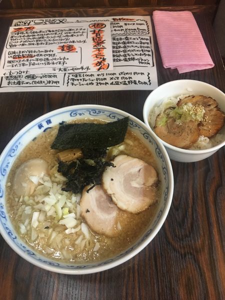 「背脂煮干しラーメン+味玉 背脂多め」@二葉 上荻店の写真