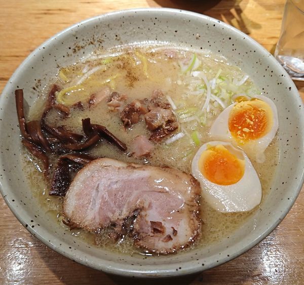 「味玉味噌ラーメン(900円)」@つじ田 味噌の章 飯田橋店の写真