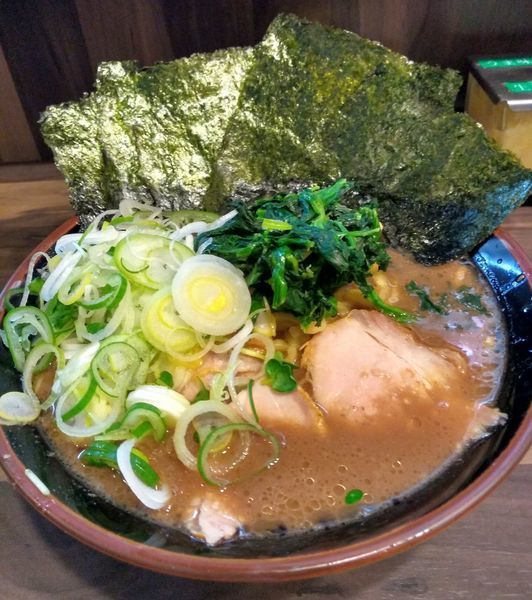「のりらーめん､丸ねぎ増し」@神田ラーメン わいず 神田本店の写真