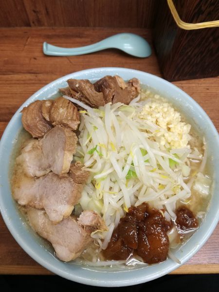 「ブタ入り：800円」@ラーメン二郎 池袋東口店の写真