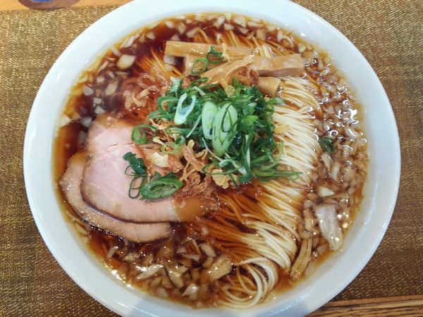 「玉葱中華そば　特大」@柴崎亭の写真