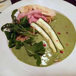 【限定】春キャベツとほうれん草のポタージュ和えそば　890円