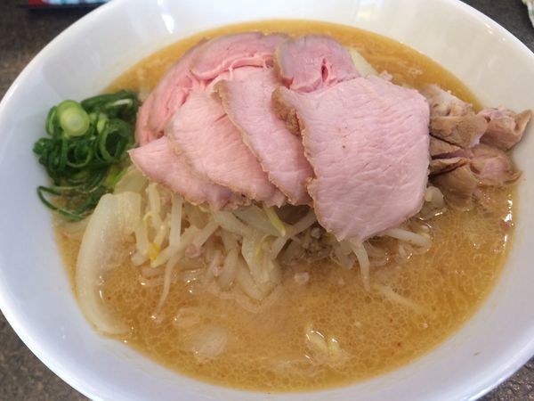 「味噌ラーメン¥800、チャーシュー¥250」@味噌ラーメン 雪ぐにの写真