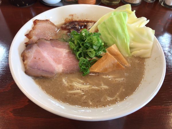 「豚骨らーめん」@らーめん 五ノ神精肉店 煮干し編の写真