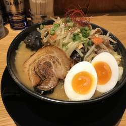 冬季限定 山椒香る合わせ味噌たんめん