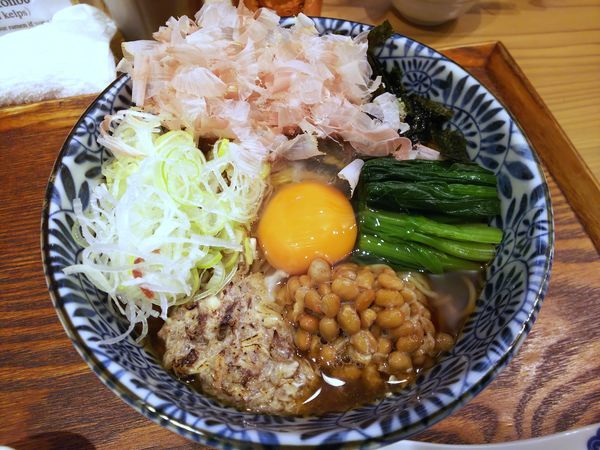 「京ひっぱり出汁そば（黒醤油）　1000円」@麺屋 猪一 離れの写真