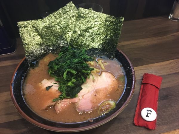 「のりラーメン」@神田ラーメン わいず 神田本店の写真