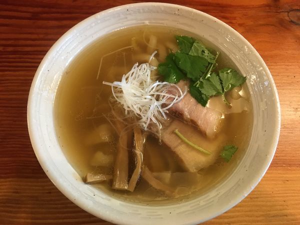 「塩らーめん」@純手打ち 麺と未来の写真