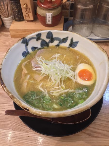 「煮干し香るらぁ麺」@麺匠たか松 四条店の写真