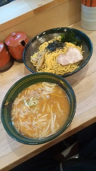 「味噌つけ麺８３０円」@北海道らーめん 味八の写真
