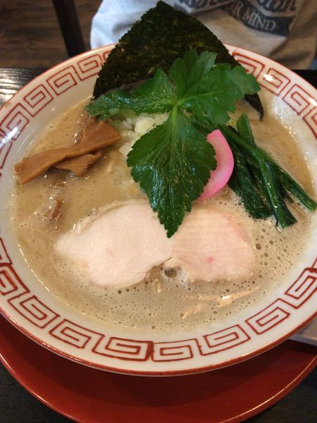 「鶏と煮干しの濃厚中華そば（850円）」@まるふじ食堂の写真