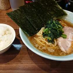 ラーメン720円也