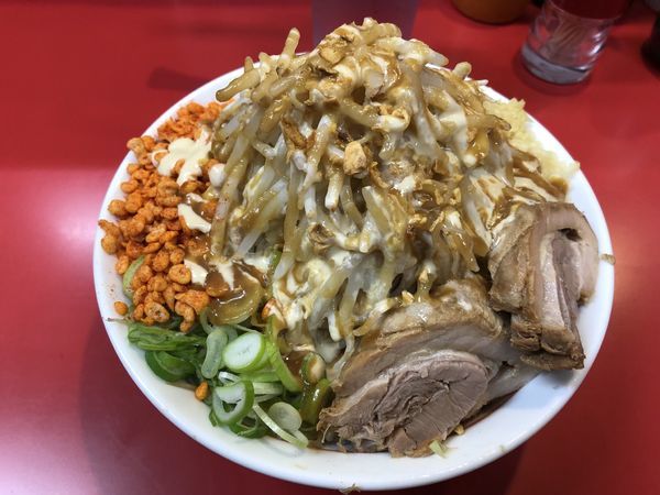 「ニンニクザンマイ全マシ追加豚1枚」@千里眼の写真