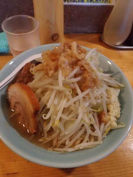 「ラーメン ヤサイアブラニンニク ¥750」@ラーメン慶次郎 本店の写真