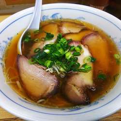 チャーシュー麺 810円