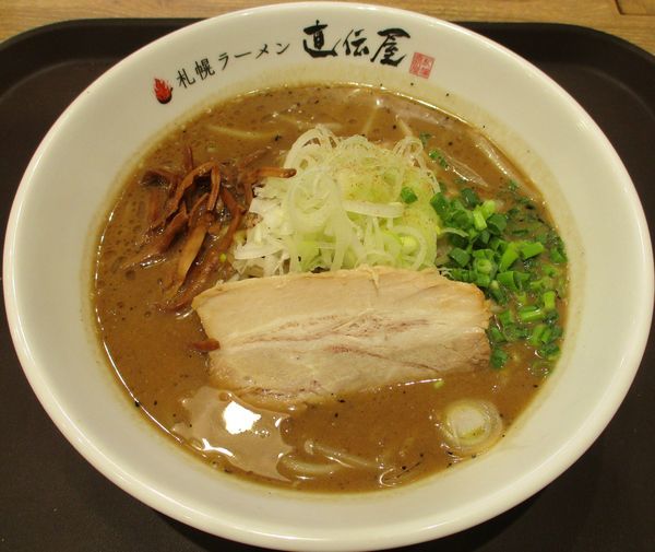 「札幌直伝屋の味噌らーめん　880円」@らーめん食堂 あの小宮の写真