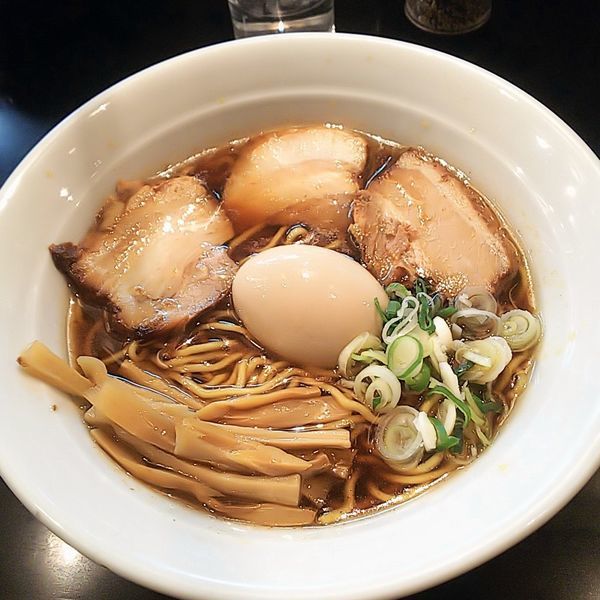 「【限定】富山ブラックラーメン」@麺家 うえだの写真