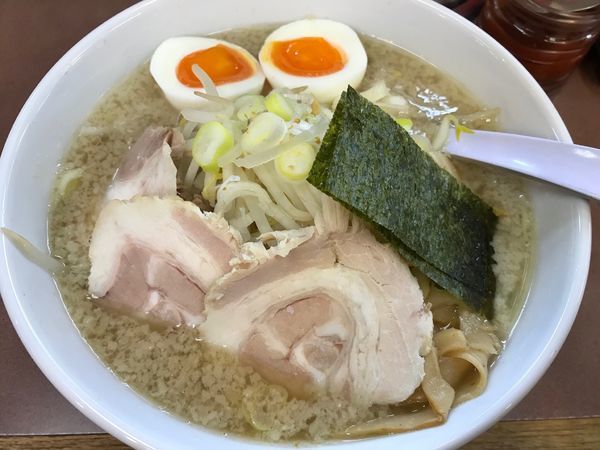 「復刻ラーメン 硬め 740円」@ハッスルラーメンホンマ 錦糸町店の写真