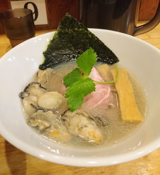 「牡蠣そば」@寿製麺よしかわ 坂戸店の写真