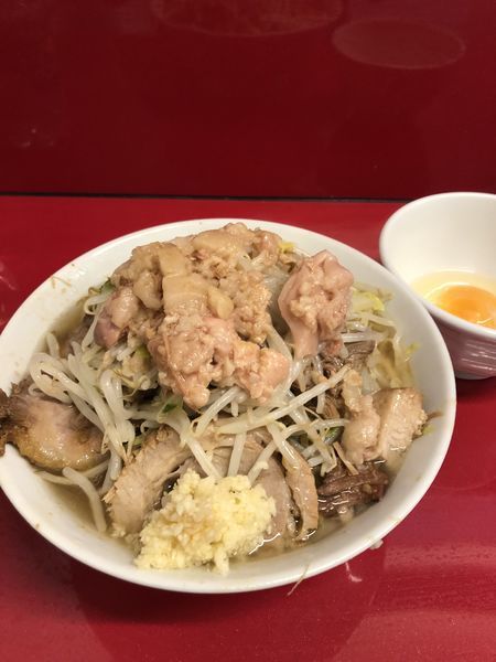 「らーめん小野菜ニンニクアブラ生卵」@ラーメン二郎 西台駅前店の写真