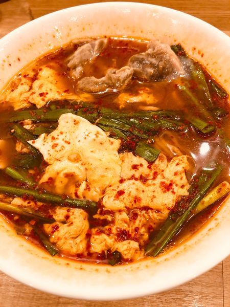 「辛麺（中華麺 ５辛）¥850＋ナンコツ ¥250」@辛麺屋 一輪の写真