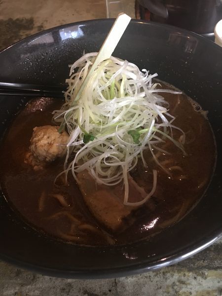 「赤味噌ラーメン¥880＋一色米穀店さんの白ごはん¥180」@みつか坊主 本店の写真