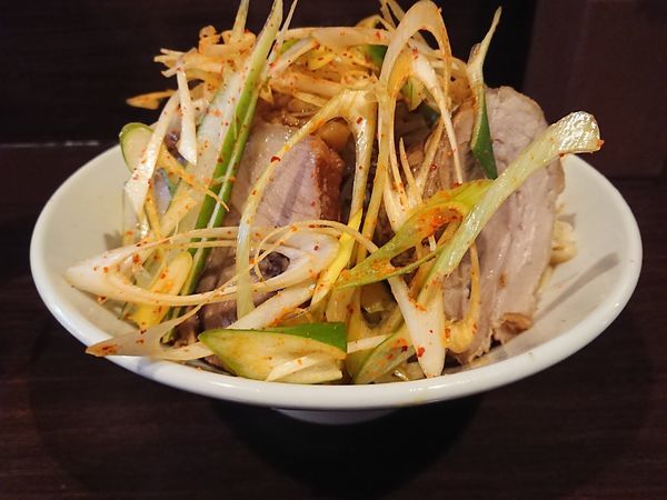 「冷やし中華(ニンニク・アブラ)＋ピリネギ」@ピコピコポンの写真