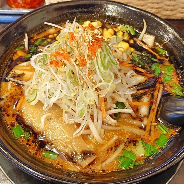 「シビレ辛味噌らーめん　918円」@麺や 藏人の写真