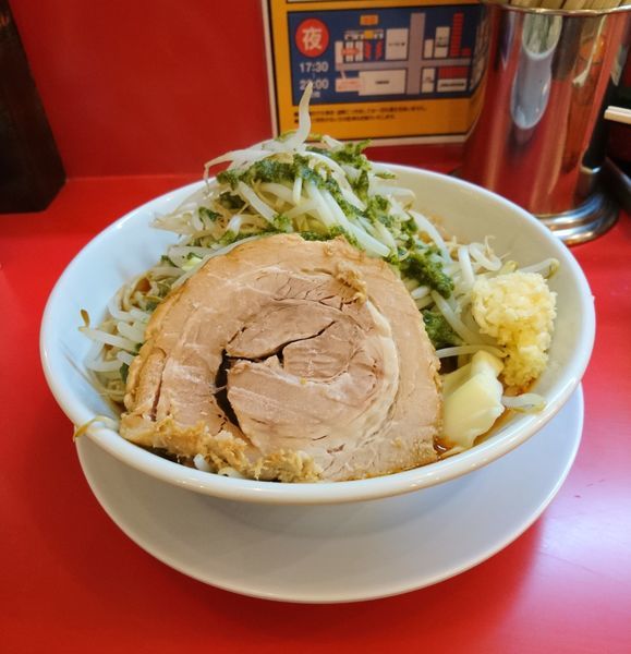 「トマトラーメン ３００g ニンニク」@自家製麺 ダイサンの写真