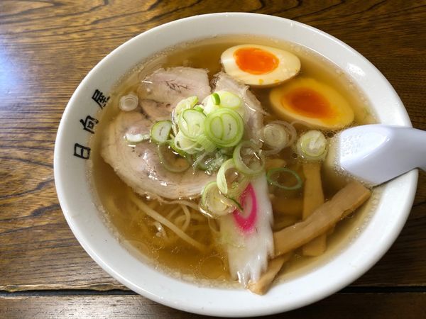 「ラーメン＋煮たまご」@青竹手打ちラーメン 日向屋の写真