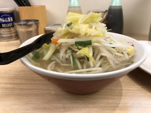 「レディースセット800円(タンメン＋餃子2個＋ライス)」@タンメンしゃきしゃきの写真