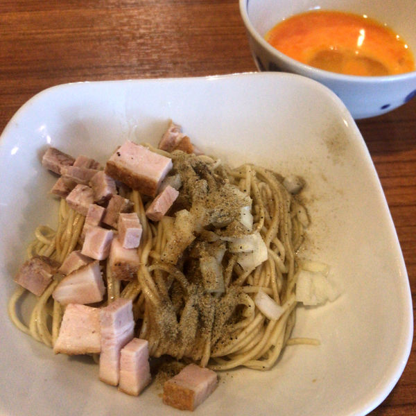 「熱愛　200円」@麺＆cafe Coi.Coi.の写真