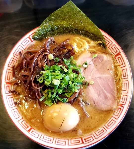 「魚介豚骨ラーメン＋キクラゲ」@博多長浜らーめん 六角堂の写真