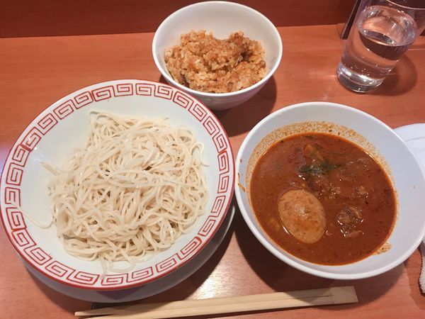 「辛つけ麺&ケチャップライスセット」@食堂酒場 Graciaの写真