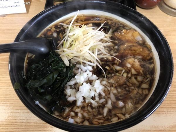 「炭一チャーシューメン 「玉ネギ増し」(930円)」@炭一らーめんの写真