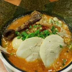 辛味噌ラーメン全部のせ