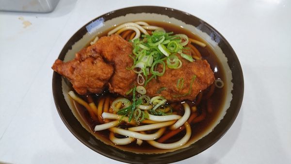 「唐揚うどん400円」@弥生軒 8号店の写真