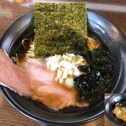 中華そば醤油（700円）＋和え玉（150円）