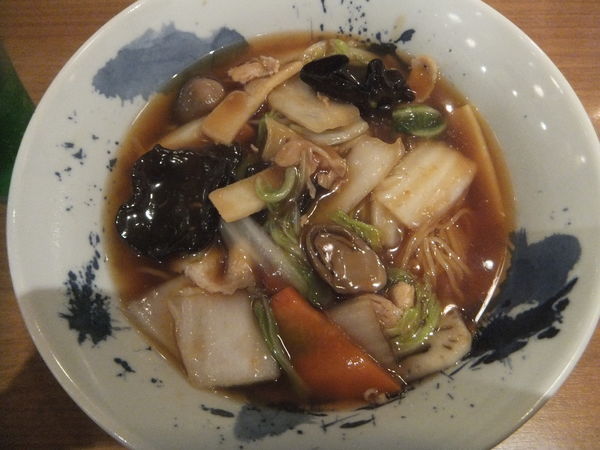 「五目醤油とろみ麺＆小龍包2個1350円がランパスで540円」@紅虎餃子房 モラージュカシワ店の写真