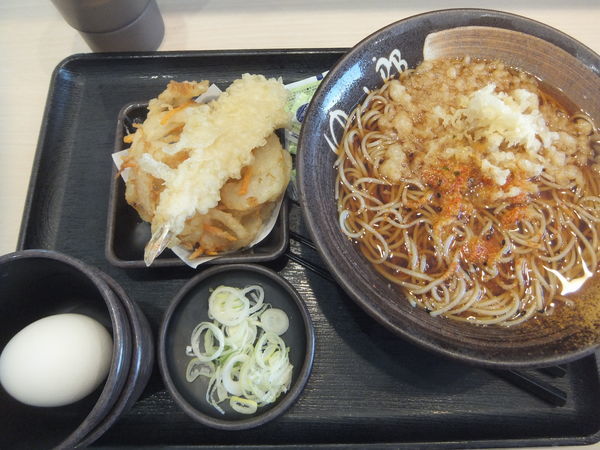 「朝そば(玉子)330円(クーポンで海老天150円が無料)」@ゆで太郎 柏大井店の写真