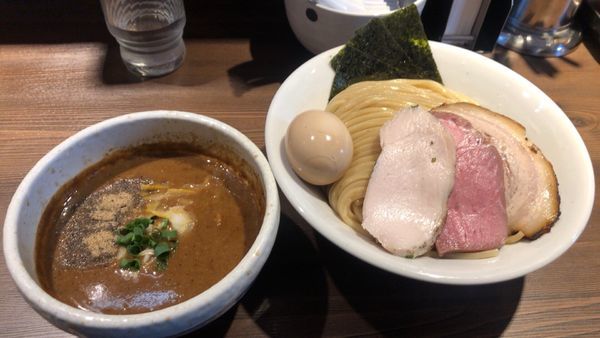 「特製豚骨魚介つけ麺 大盛」@つけ麺 一燈の写真
