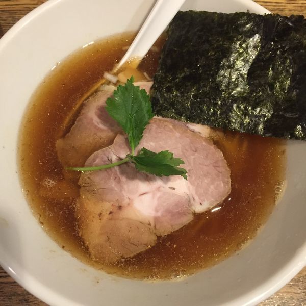 「平子煮干しそば 半麺 750」@新橋 纏の写真