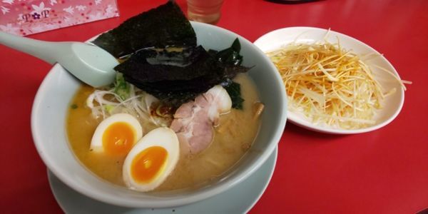 「濃厚えびしおラーメン。(だったかな？)」@山岡家 狭山店の写真