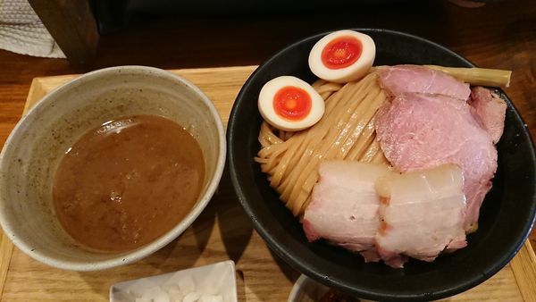 「特製つけ麺特盛 1150円」@いかれたNOODLE Fishtonsの写真