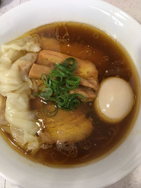 「特製醤油らぁ麺」@ラーメン星印の写真