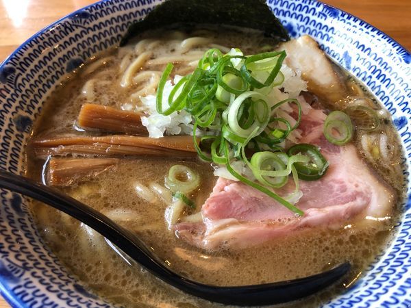 「濃厚中華そば800円」@麺 やまだの写真