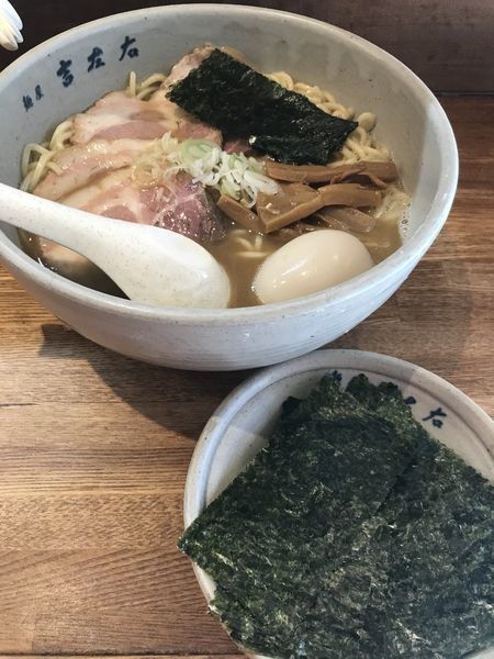 「チャーシュー、味玉、のり大盛りラーメン」@麺屋吉左右の写真