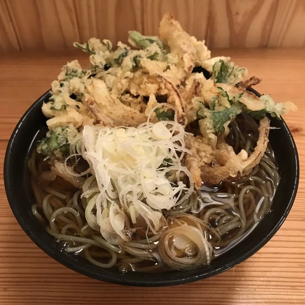「かき揚げ(￥470）」@越後十日町そばと地酒の店 がんぎ 新川二丁目店の写真