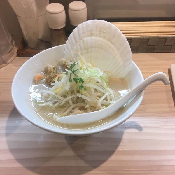 「真鯛白湯 鯛とホタテ1200円」@濃厚鶏出汁拉麺 吉法師 KIPPOSHIの写真
